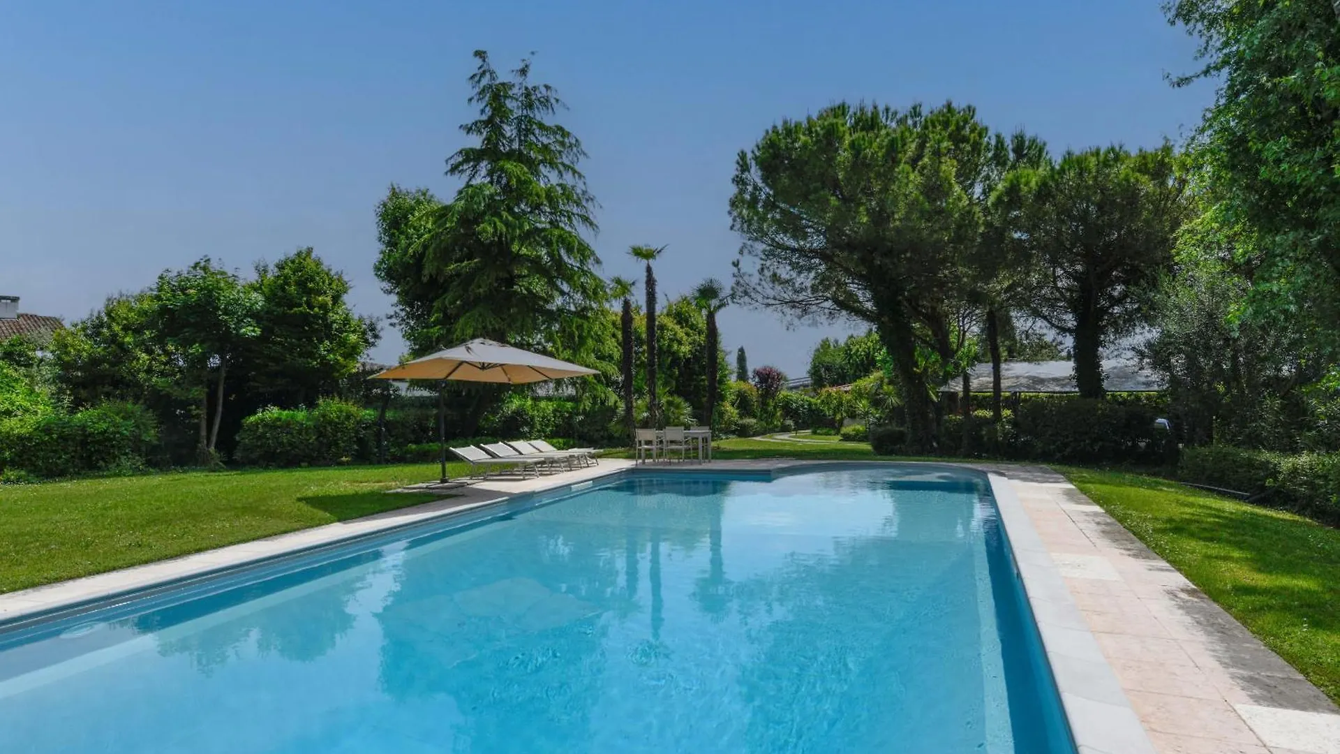 Villa Maria Moniga del Garda 0*,